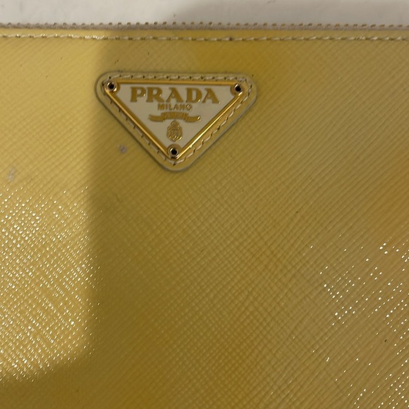 Prada zip long wallet - yellow - Picture 6 of 17
